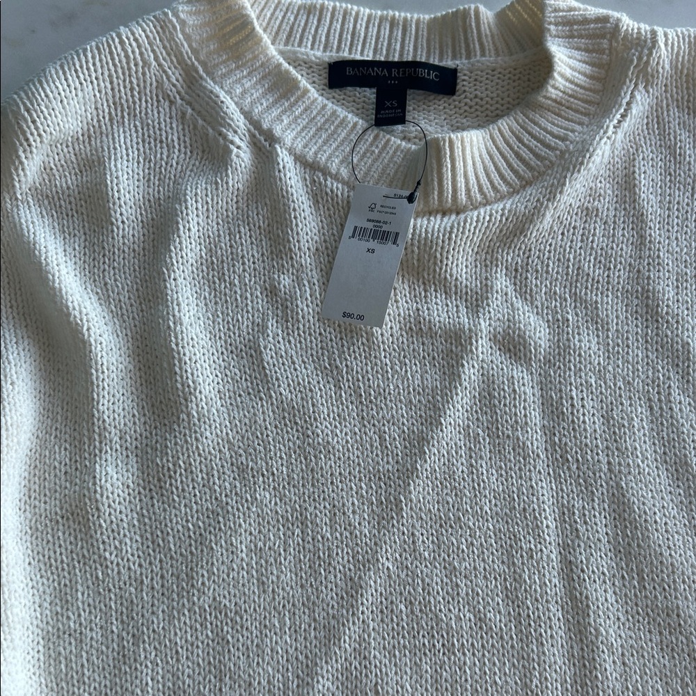 Banana Republic Ivory Crewneck Knit Sweater